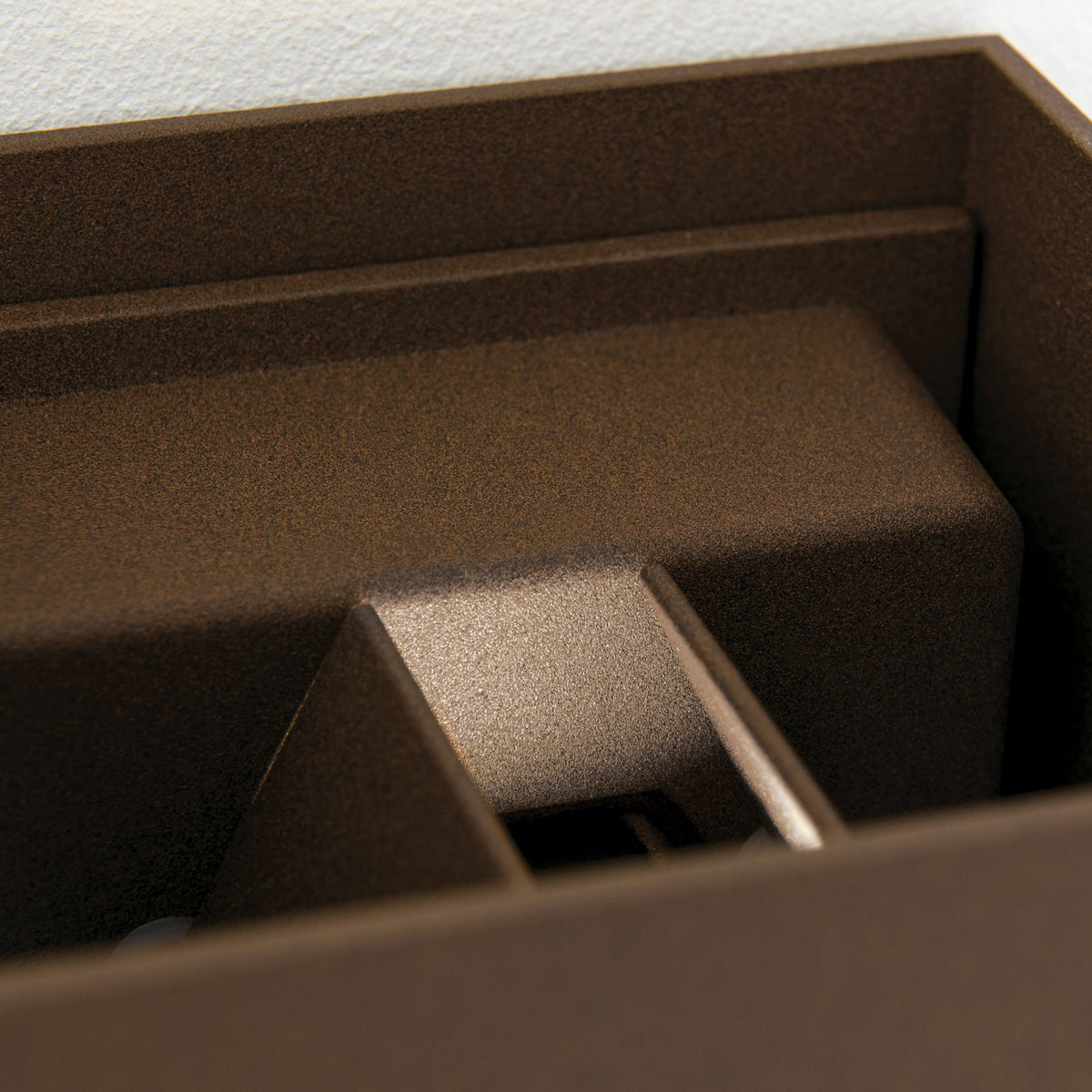 LED utevegglampe Cube-S med bevegelsessensor rustfarget IP54 sensor
