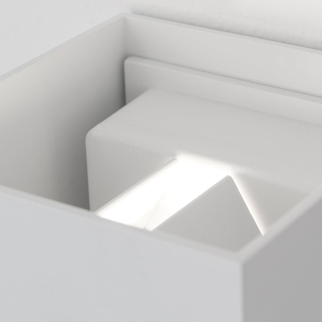 LED utevegglampe Cube-S opp/ned med bevegelsessensor hvit IP54 sidebilde