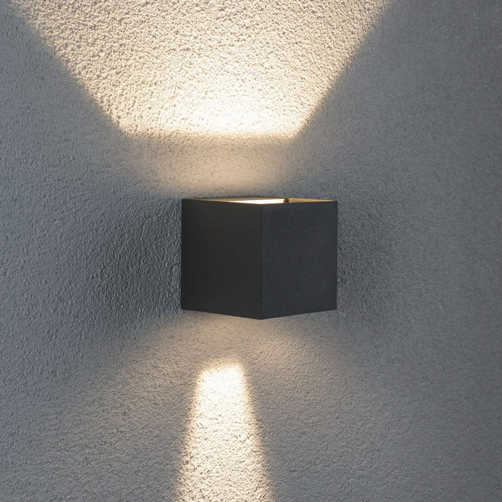 LED utevegglampe Cybo aluminium grå detalj