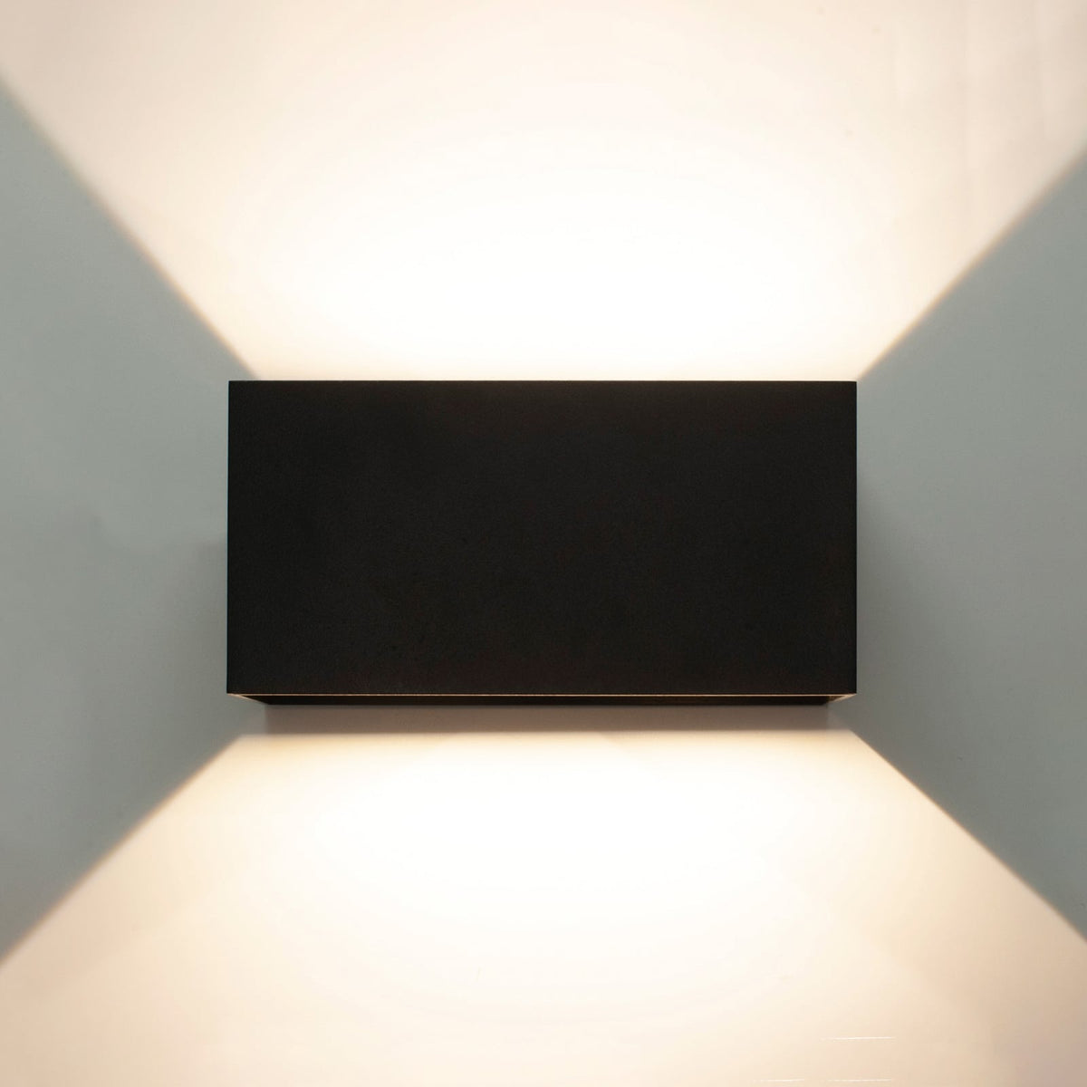 Detalj av LED utevegglampe Davos double svart dimbar IP54