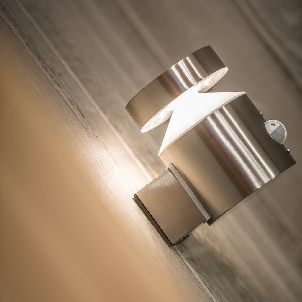 Montert LED utevegglampe ENDURA STYLE CYLINDER med sensor