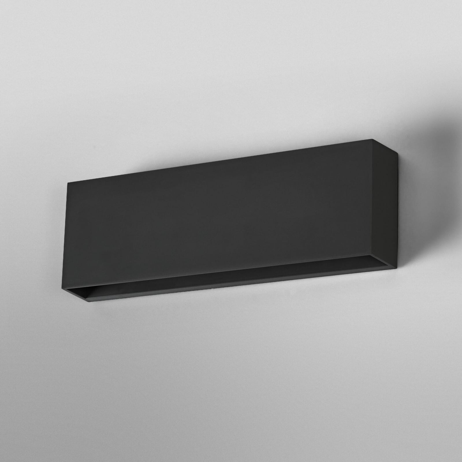 LED utevegglampe Endura Style Ivo 6,5W varmhvit IP65 montert på vegg