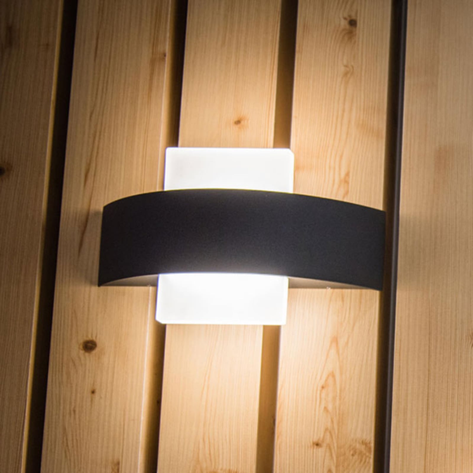 LED utevegglampe Endura Style Shield Square IP44 - LEDVANCE montert
