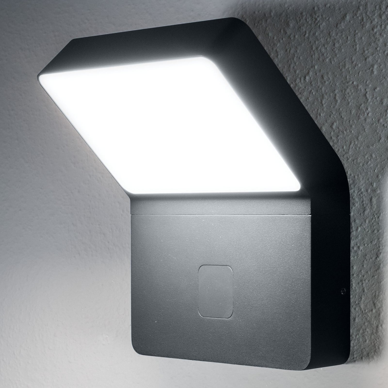 Montert LED utevegglampe ENDURA STYLE WIDE i uteområde