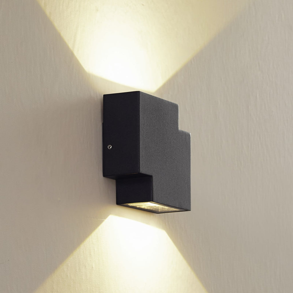 LED utevegglampe Fendir svart aluminium forfra