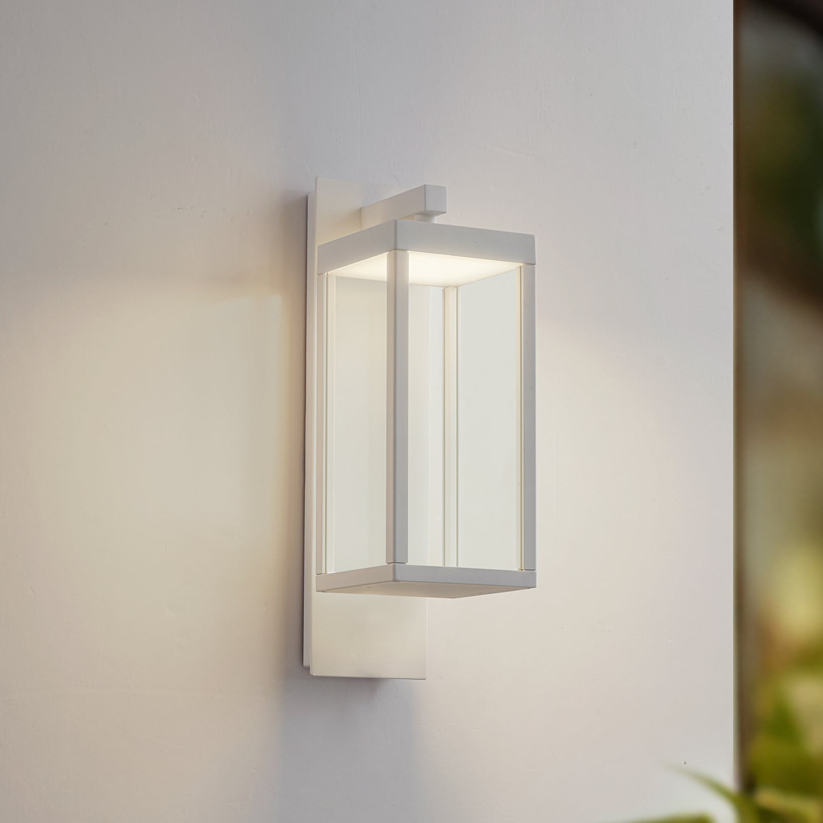 LED utevegglampe Ferdinand hvit aluminium front