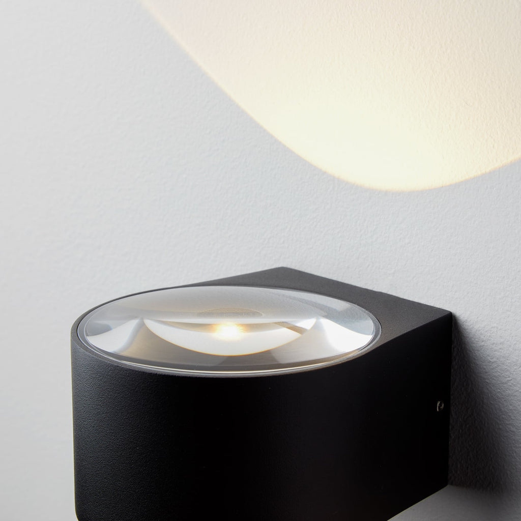 Detalj av LED utevegglampe Frey aluminium svart IP65