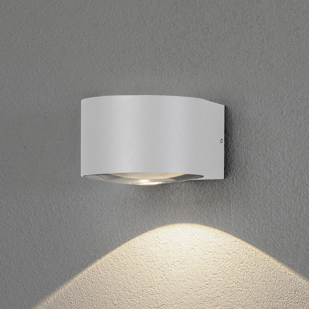 LED utevegglampe Gela halvrund nedlys hvit IP54 forfra