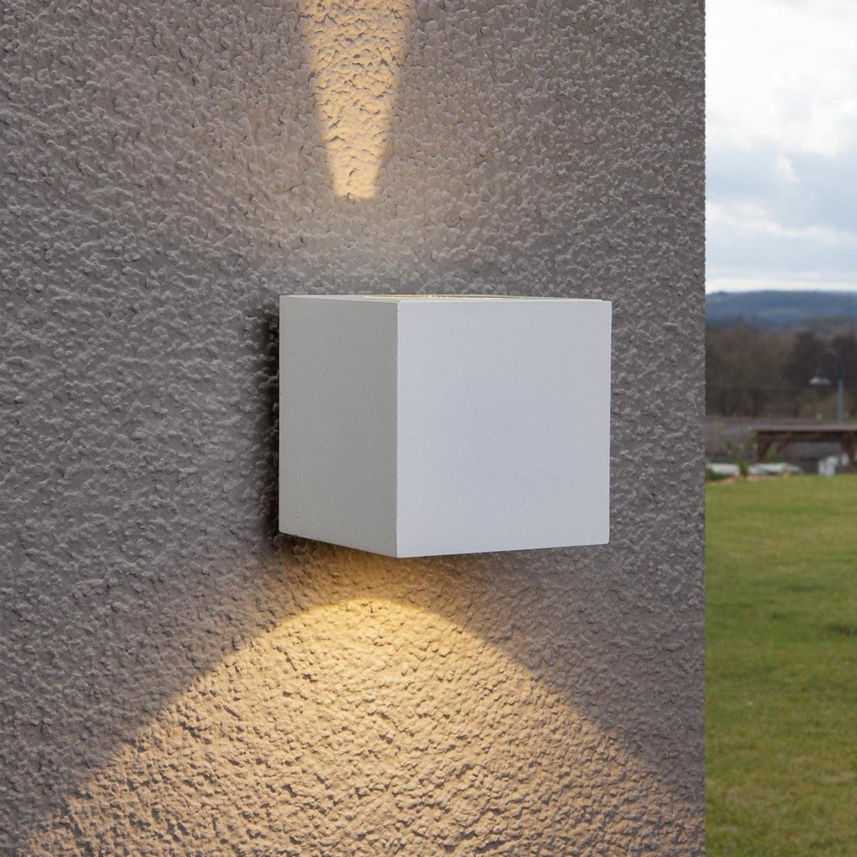 LED utevegglampe Jarno hvit aluminium bakside