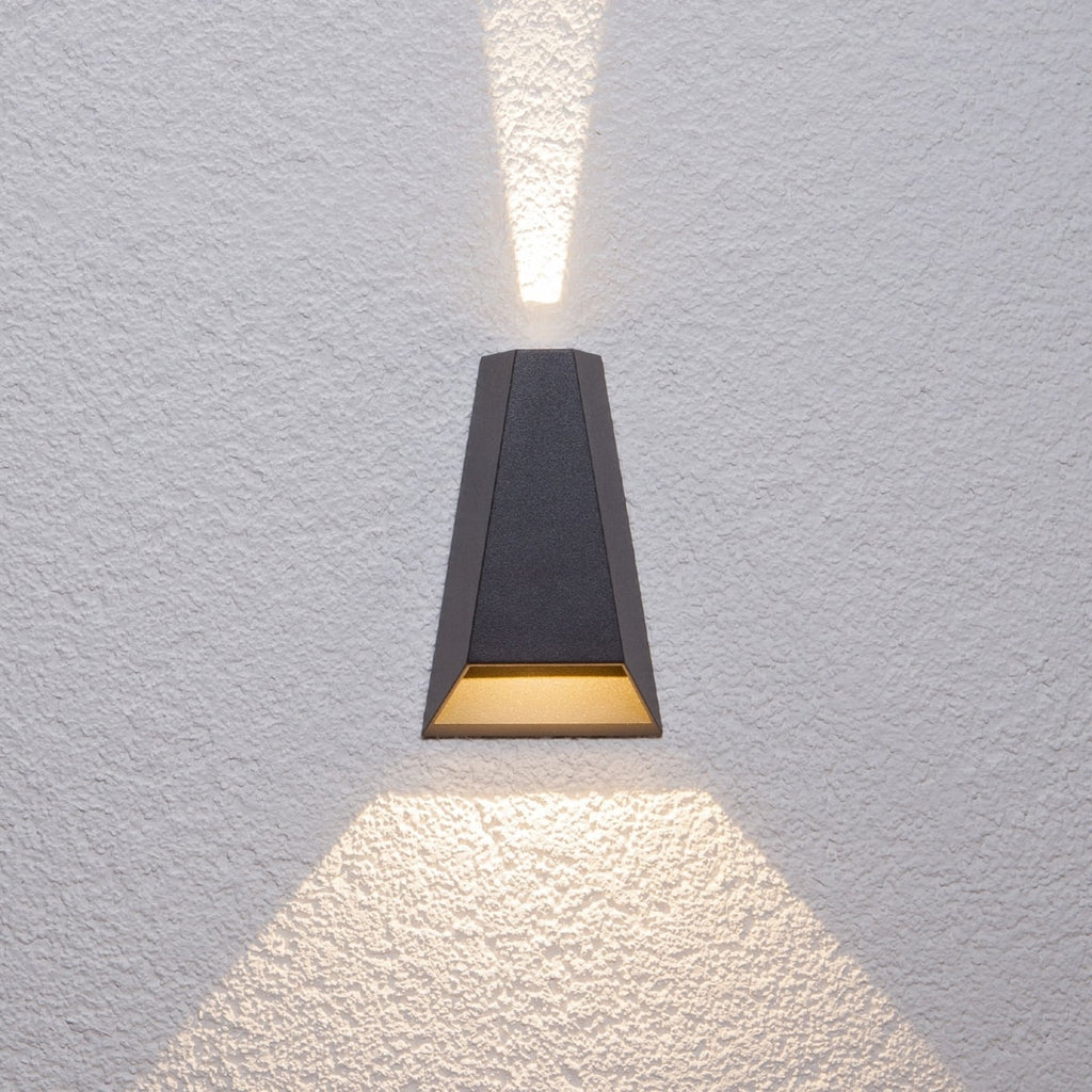 Detalj av LED utevegglampe Jendrik antrasitt aluminium