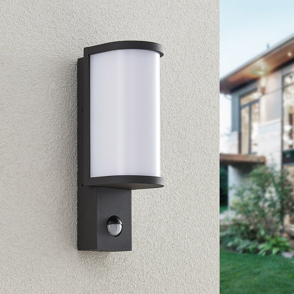 Detalj av LED utevegglampe Jokum med bevegelsessensor grafitt