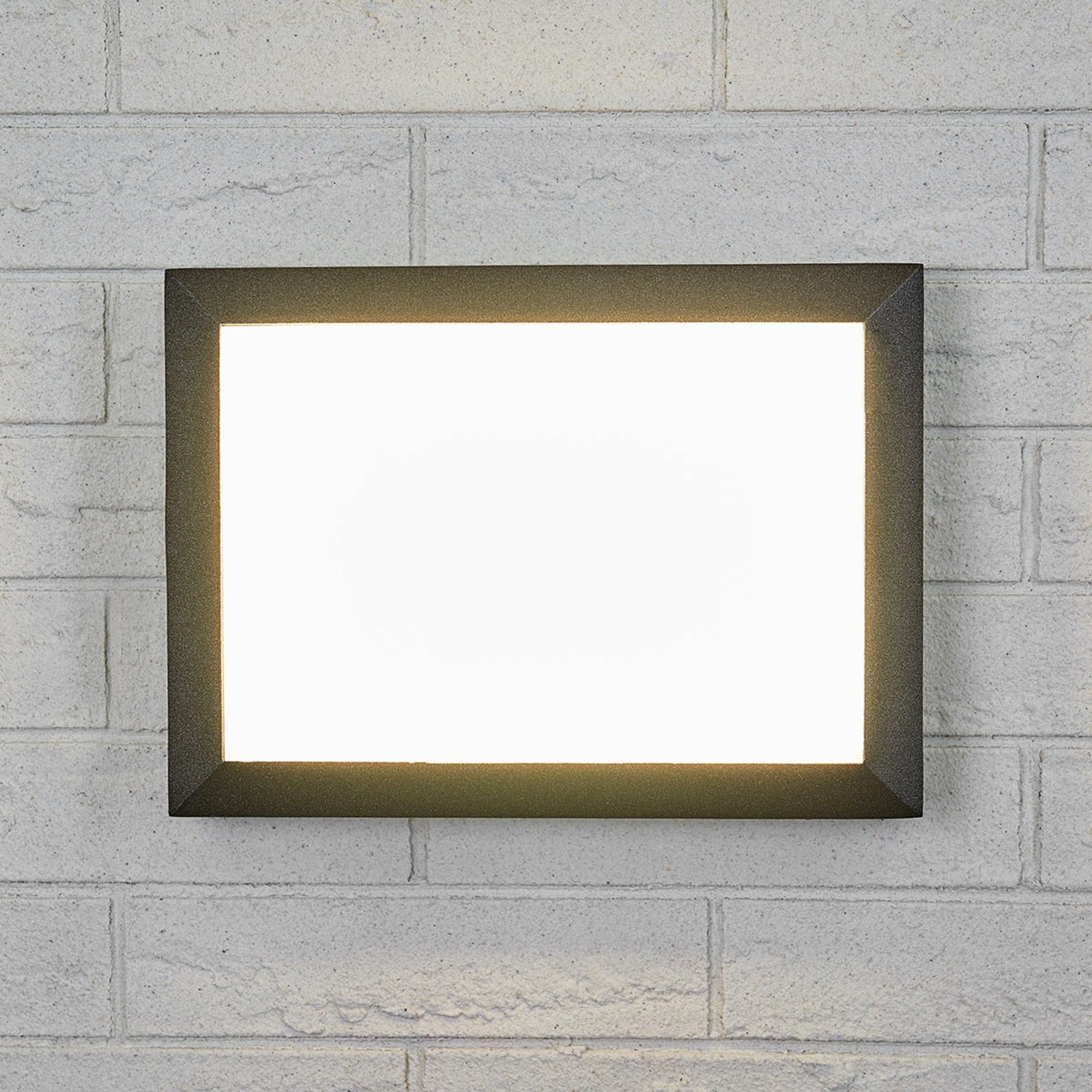 Detalj av LED utevegglampe Kiran aluminium antrasitt