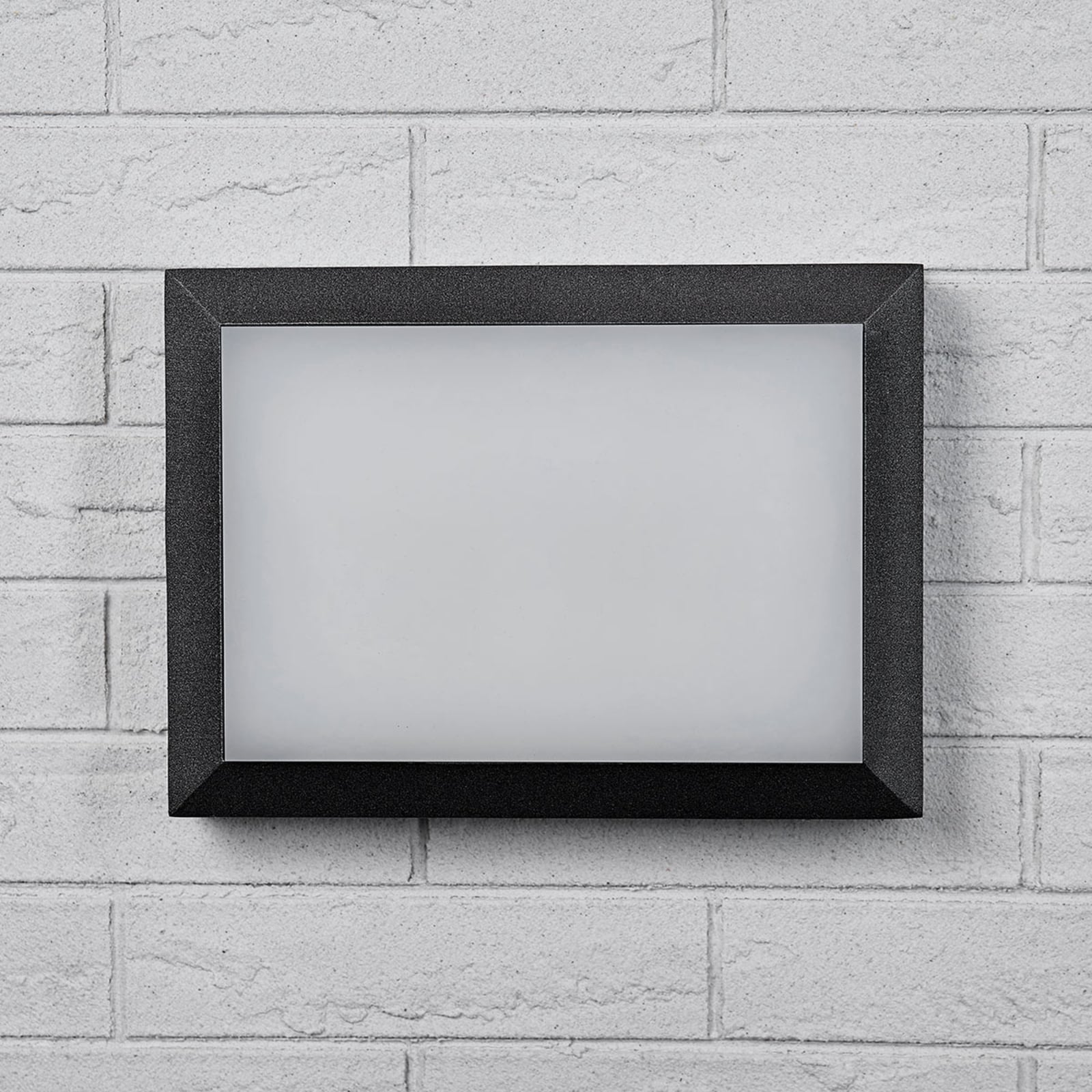 Montering av LED utevegglampe Kiran aluminium antrasitt