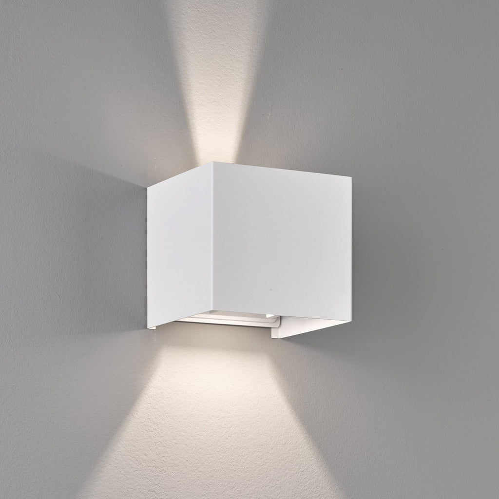 LED utevegglampe kubisk hvit 10W IP44 - FISCHER & HONSEL forfra