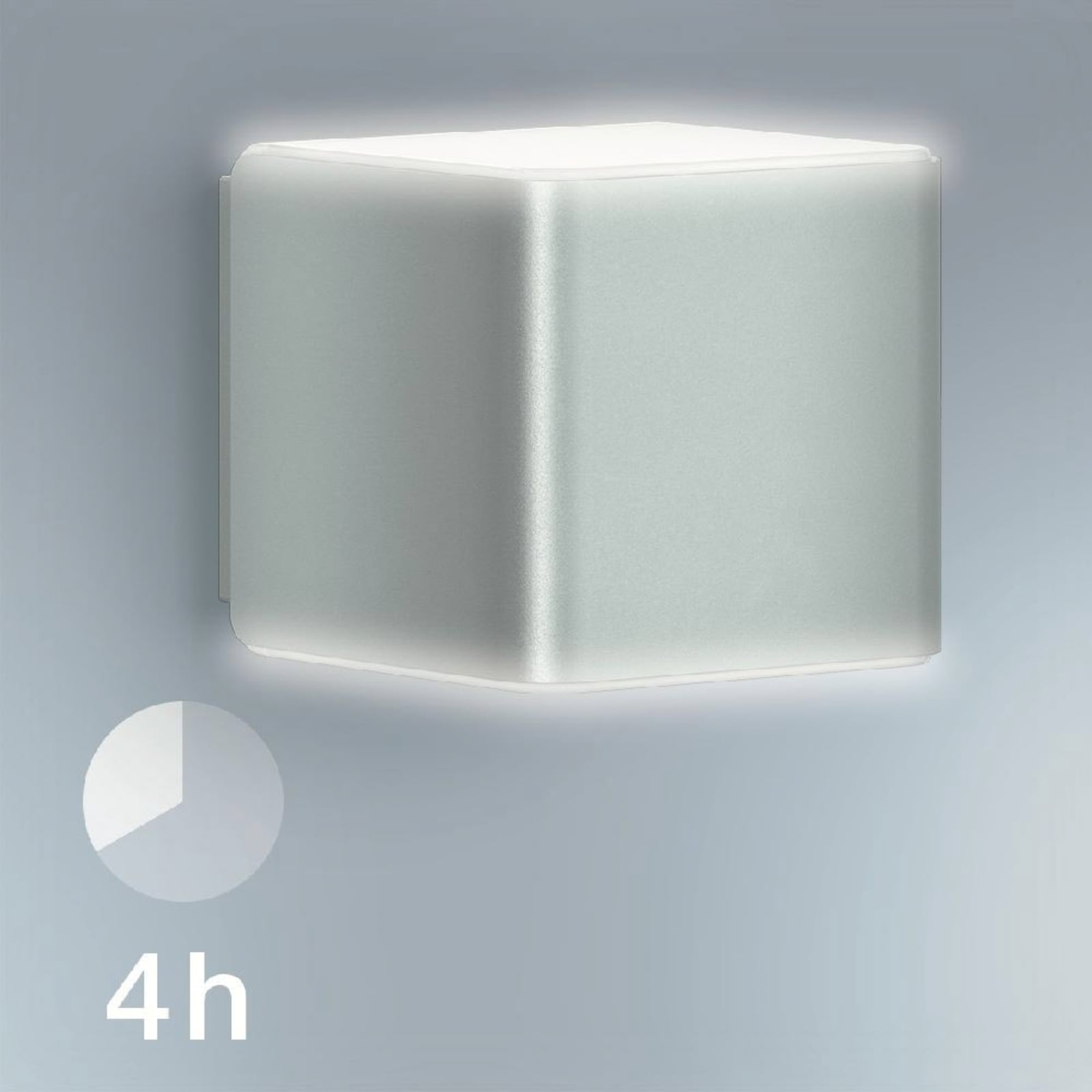 Baksiden av LED utevegglampe L 840 SC med bevegelsessensor sølv