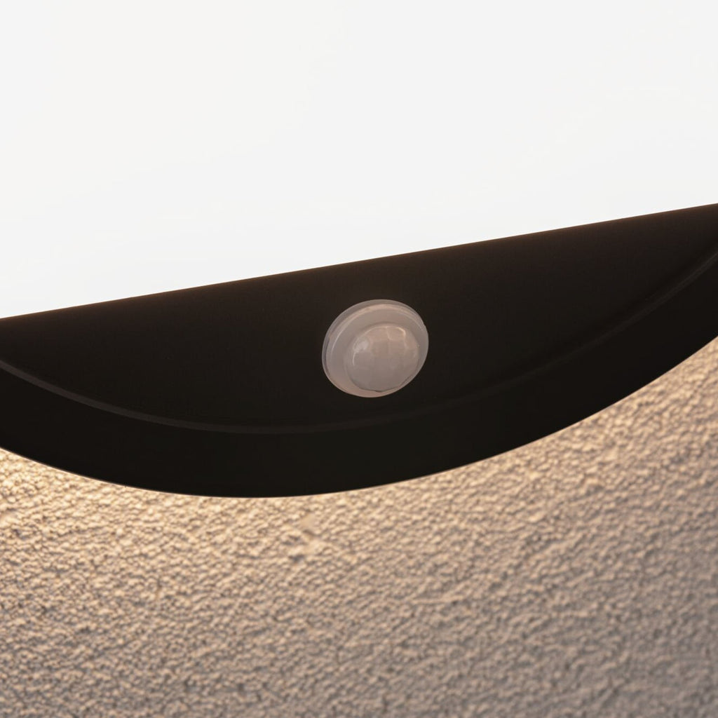 LED utevegglampe Lamina rund med bevegelsessensor montert