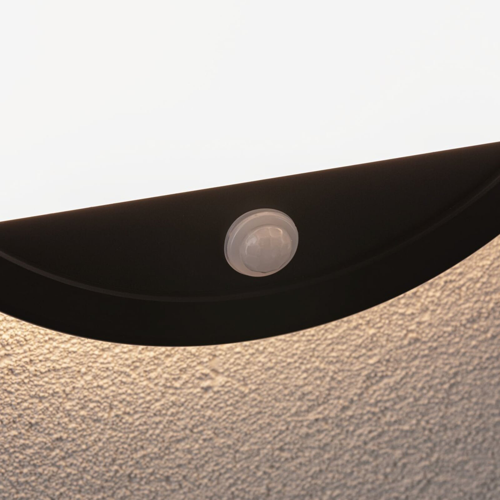 LED utevegglampe Lamina rund med bevegelsessensor montert
