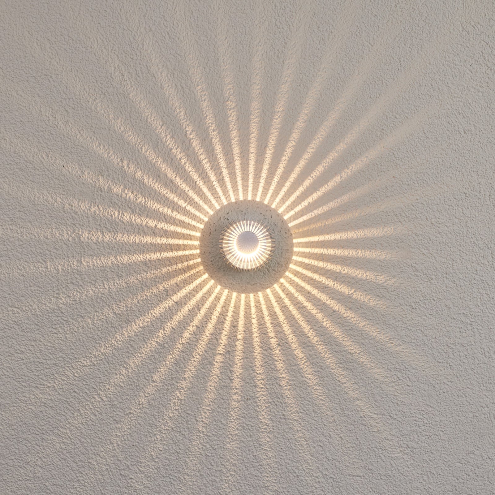 LED utevegglampe Lennias aluminium montert på vegg