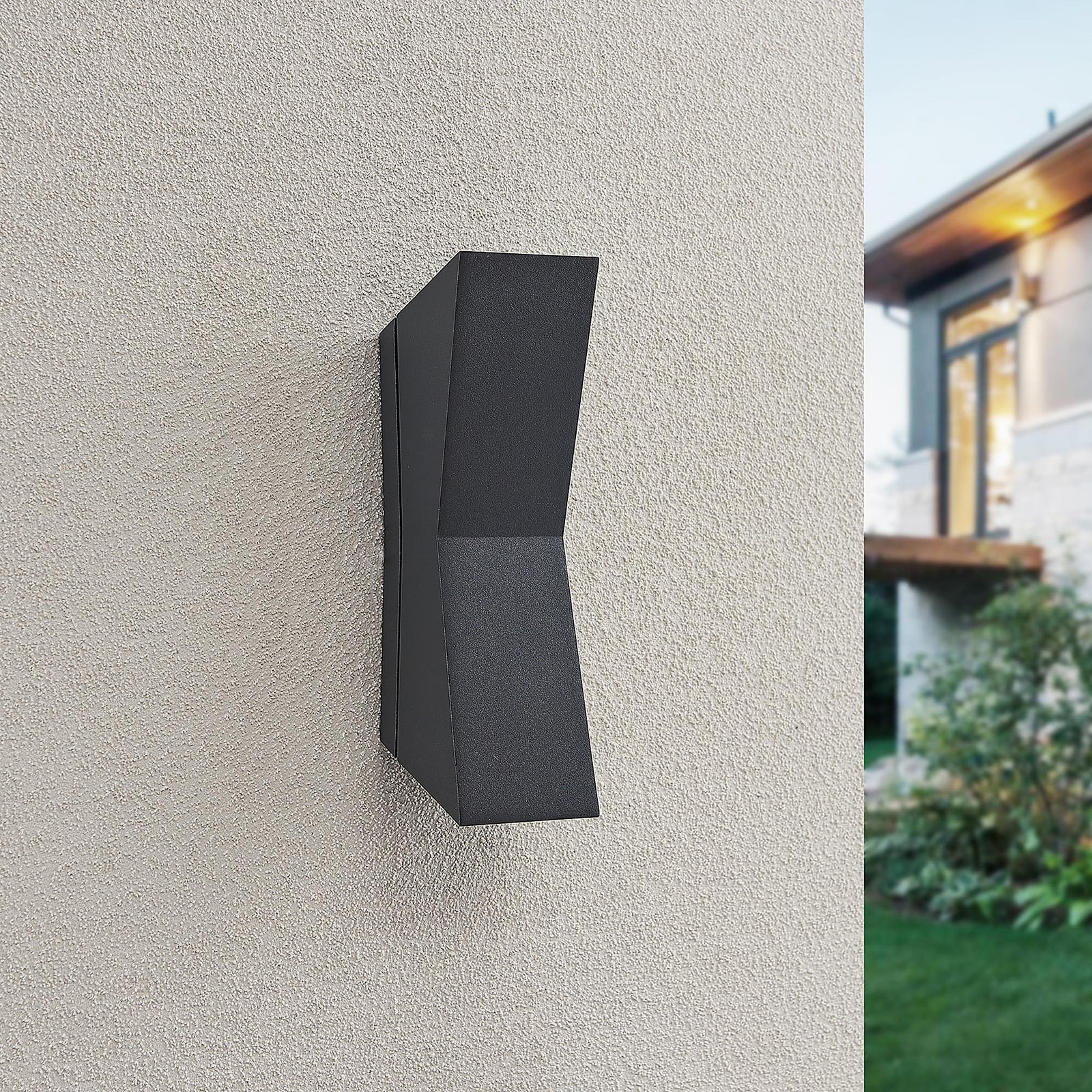 LED utevegglampe Maniela opp/ned antrasitt IP65 detalj av lampe