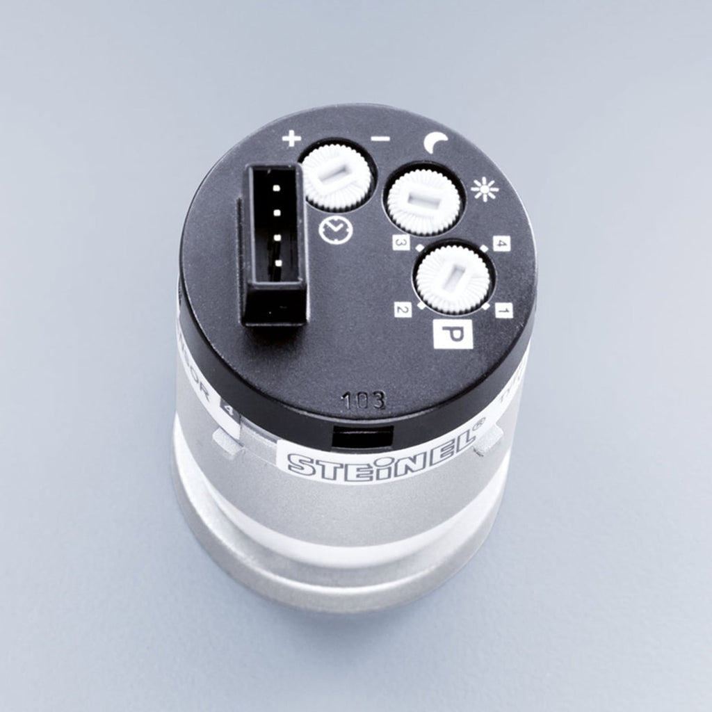 LED utevegglampe med bevegelsessensor og husnummer IP44 - STEINEL med husnummerbue