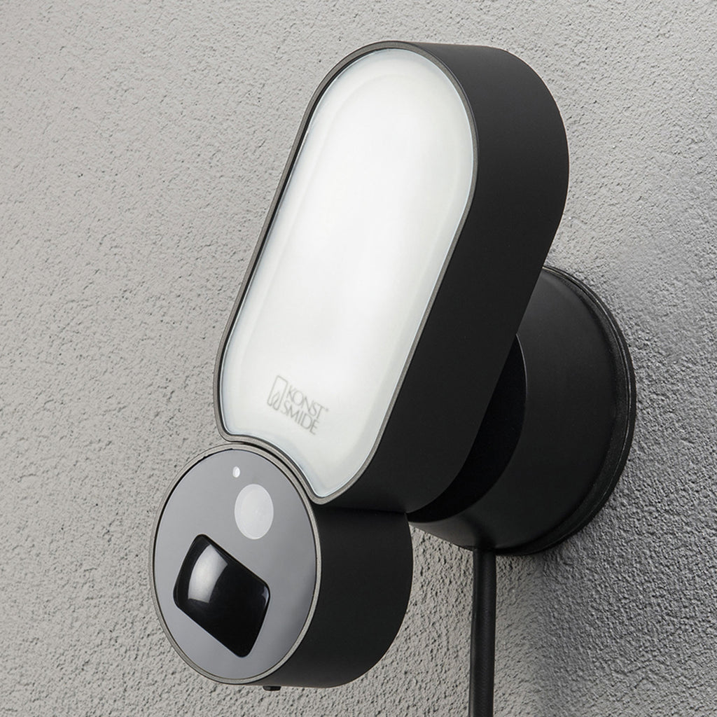 Montert LED utevegglampe med kamera og bevegelsessensor 12V IP54 i utendørsområde