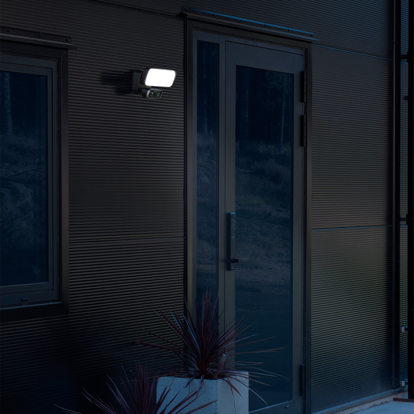 LED utevegglampe med kamera og bevegelsessensor 18W IP54 Konstsmide bakside