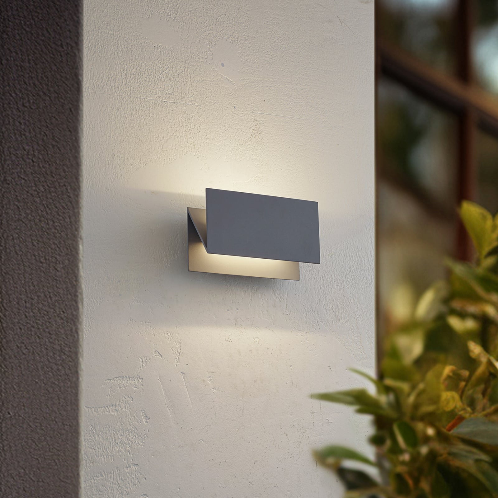 LED utevegglampe Meja grå aluminium bakside
