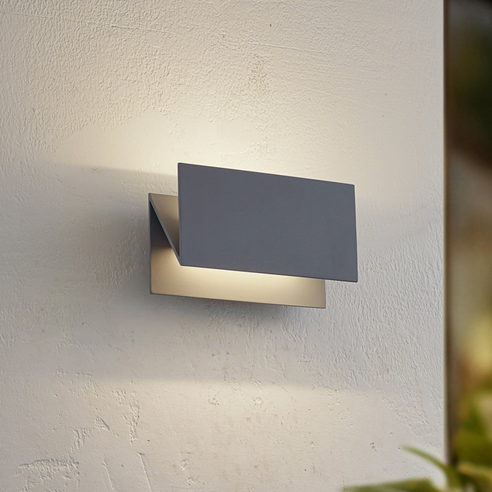 LED utevegglampe Meja grå aluminium forfra