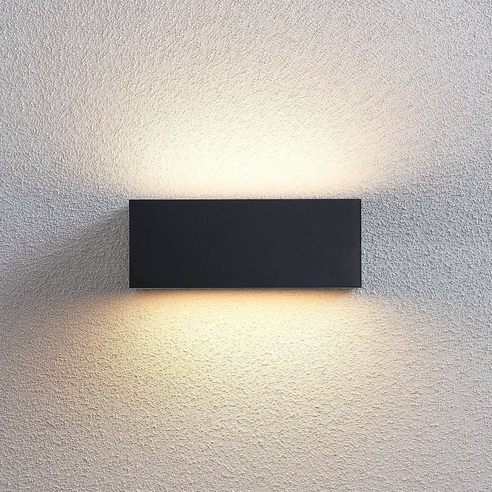 LED utevegglampe Nienke sjøvannsbestandig montert