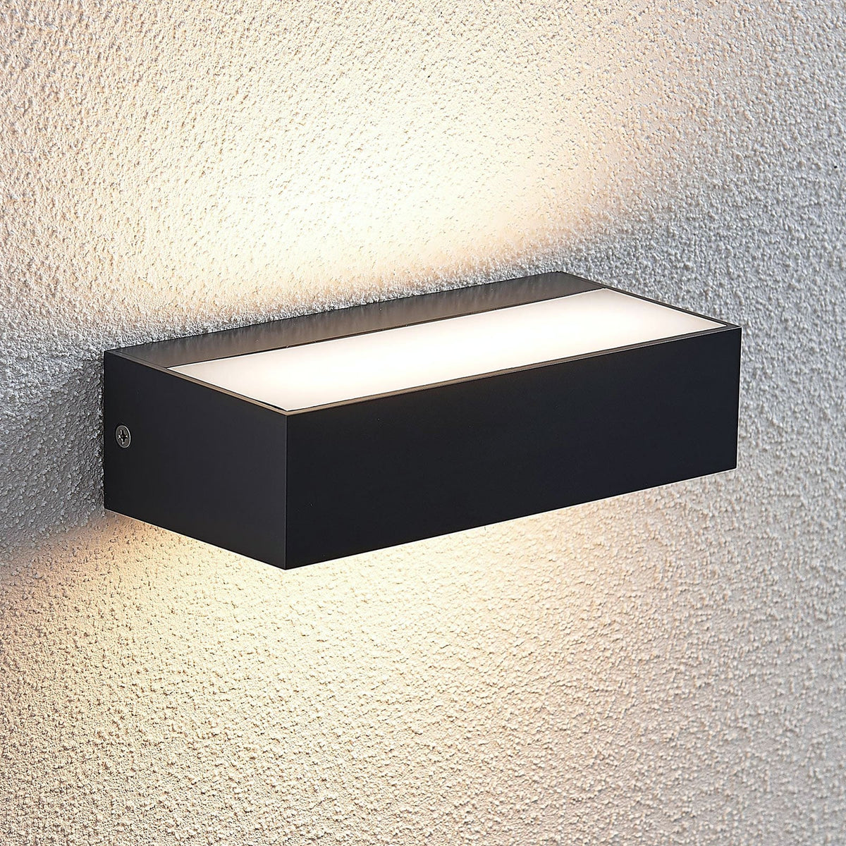 LED utevegglampe Nienke sjøvannsbestandig front