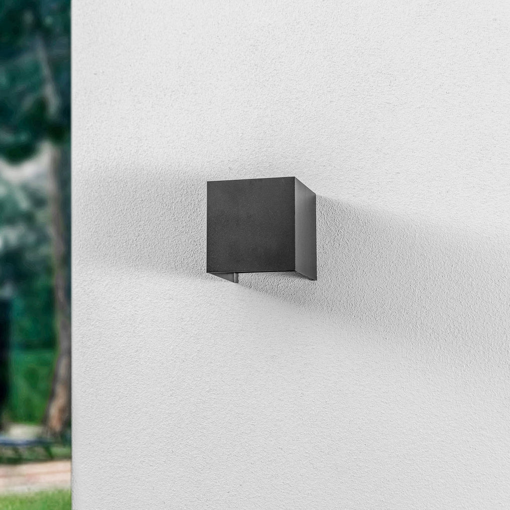 LED utevegglampe Nivar firkantet svart detalj