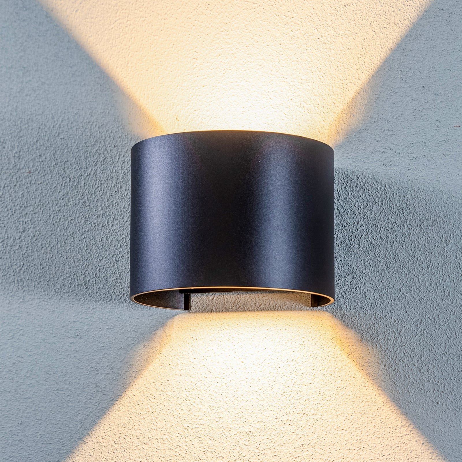 LED utevegglampe Nivar rund svart metall IP54 forside