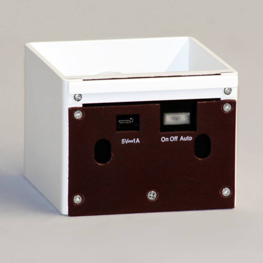 Montering av LED utevegglampe oppladbar med bevegelsessensor hvit IP44 - FH Lighting med magnet