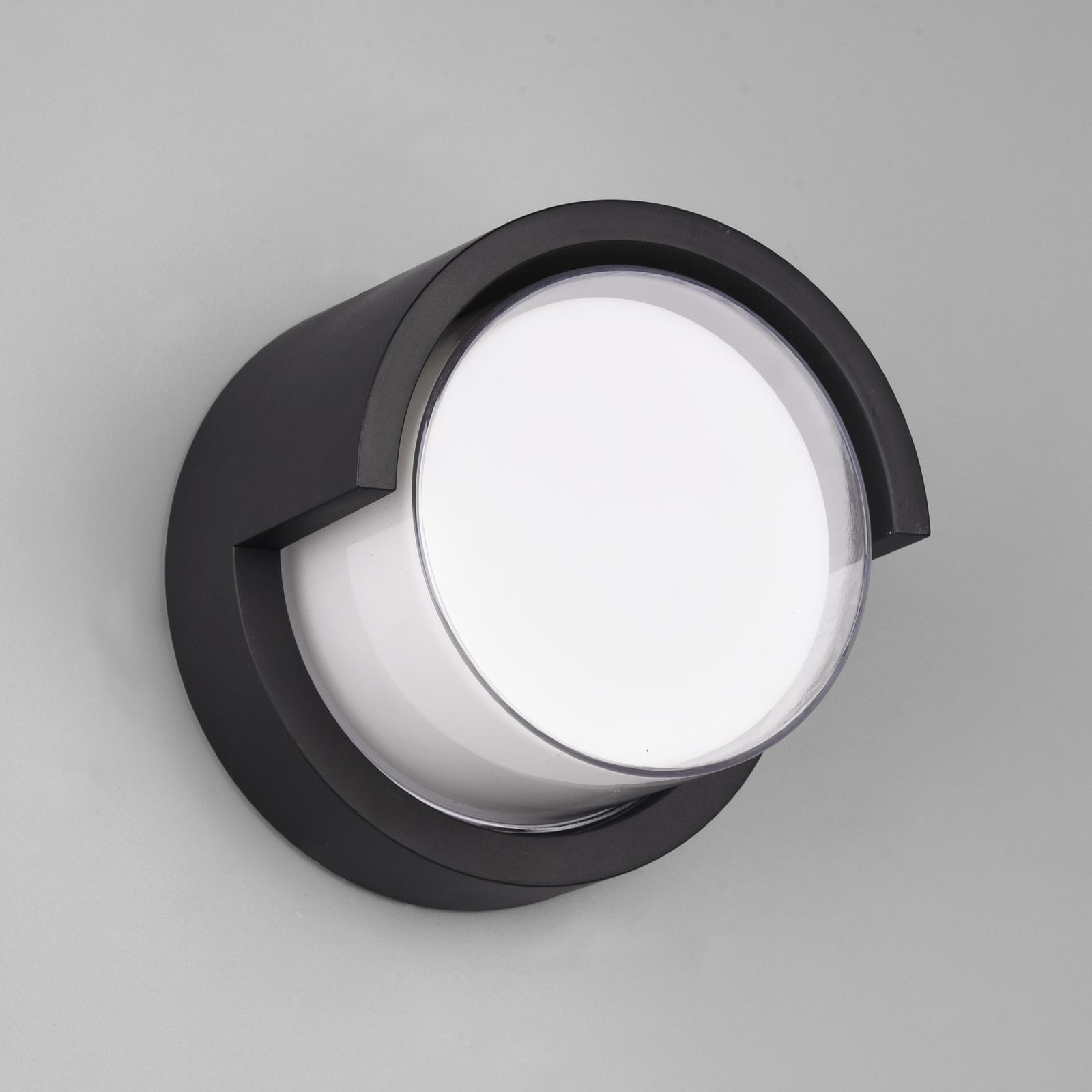 LED utevegglampe Puno rund svart Ø15 cm IP54 installasjon