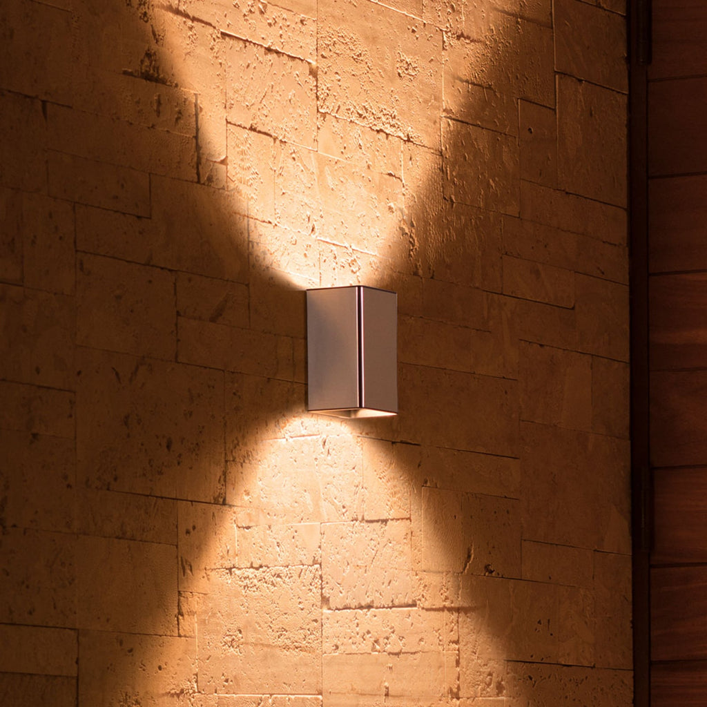 LED utevegglampe Resonate opp/ned rustfritt stål IP44 RGB Philips Hue forfra