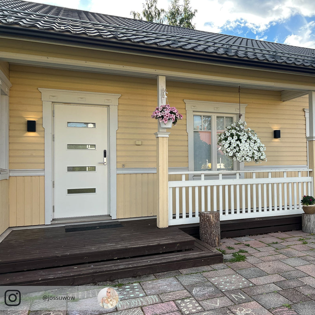 LED utevegglampe Resonate opp/ned RGBW svart IP44 - Philips Hue