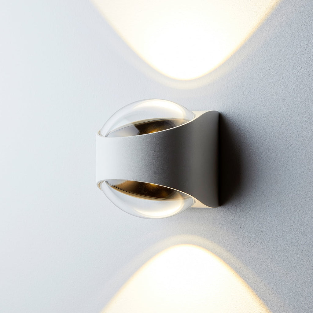 LED utevegglampe Saga opp/ned hvit IP65 10W forfra