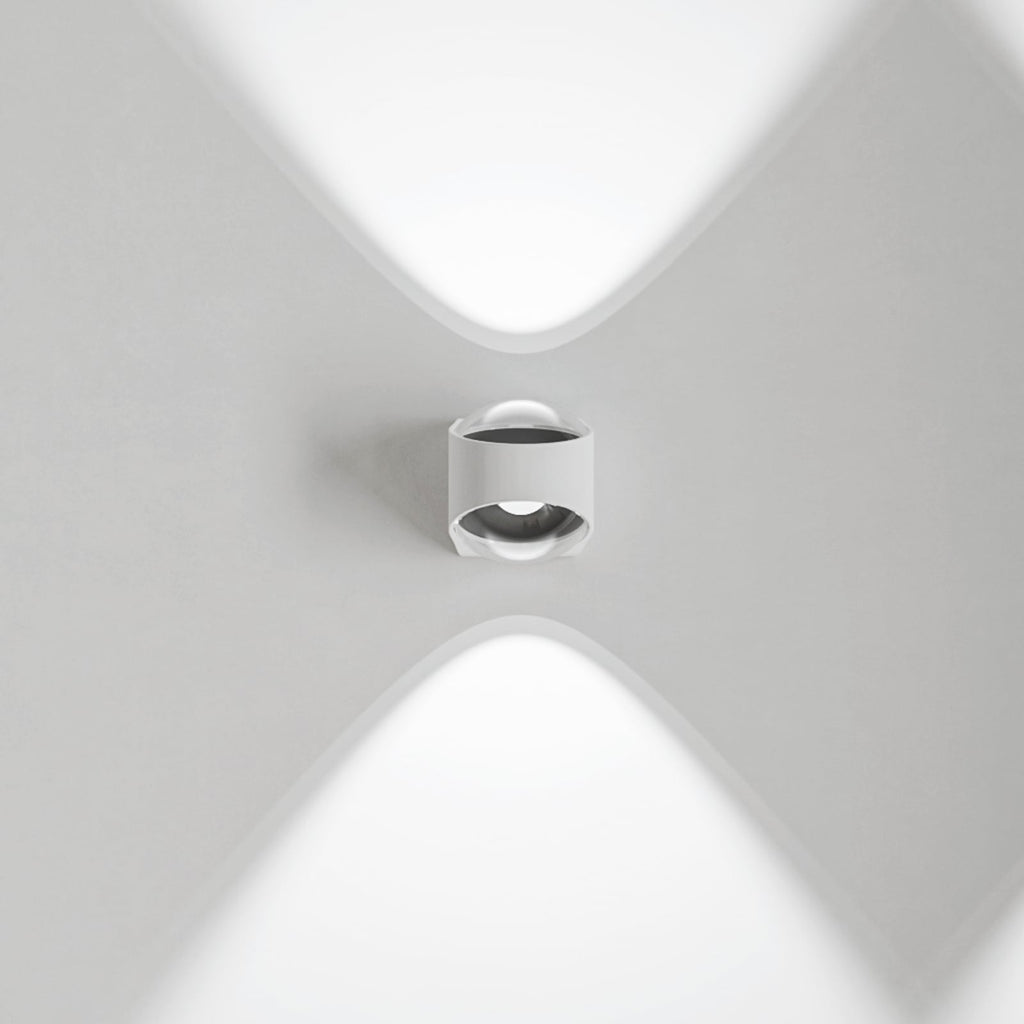 LED utevegglampe Saga opp/ned hvit IP65 10W bakside