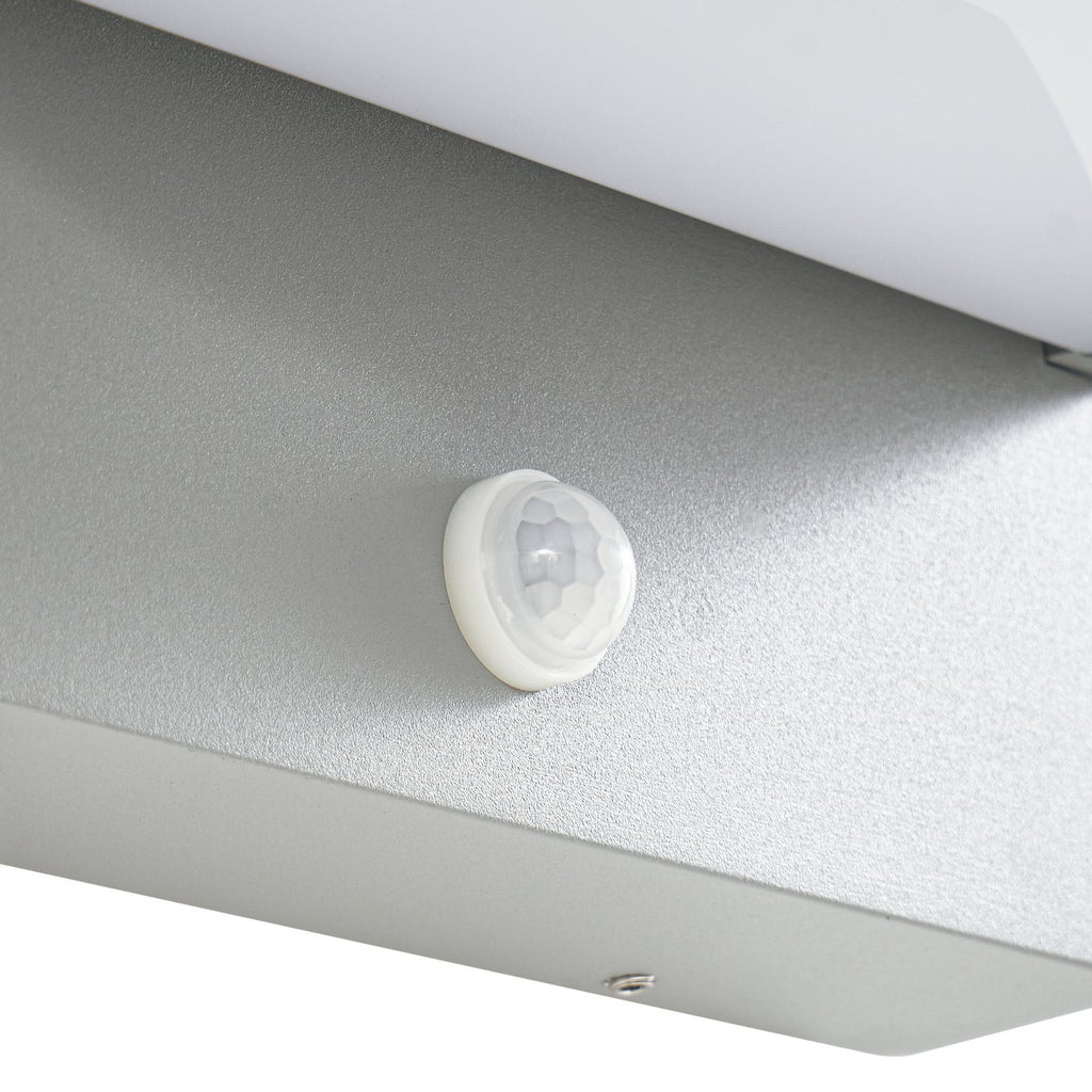 LED utevegglampe Sherin svingbar med bevegelsessensor grå IP54 monteringsdetalj