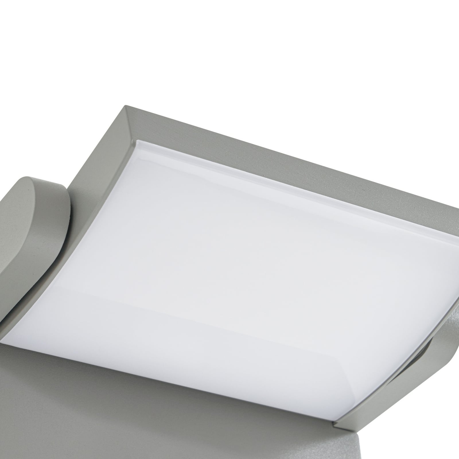 LED utevegglampe Sherin svingbar lysgrå IP54 10,8W i bruk utendørs