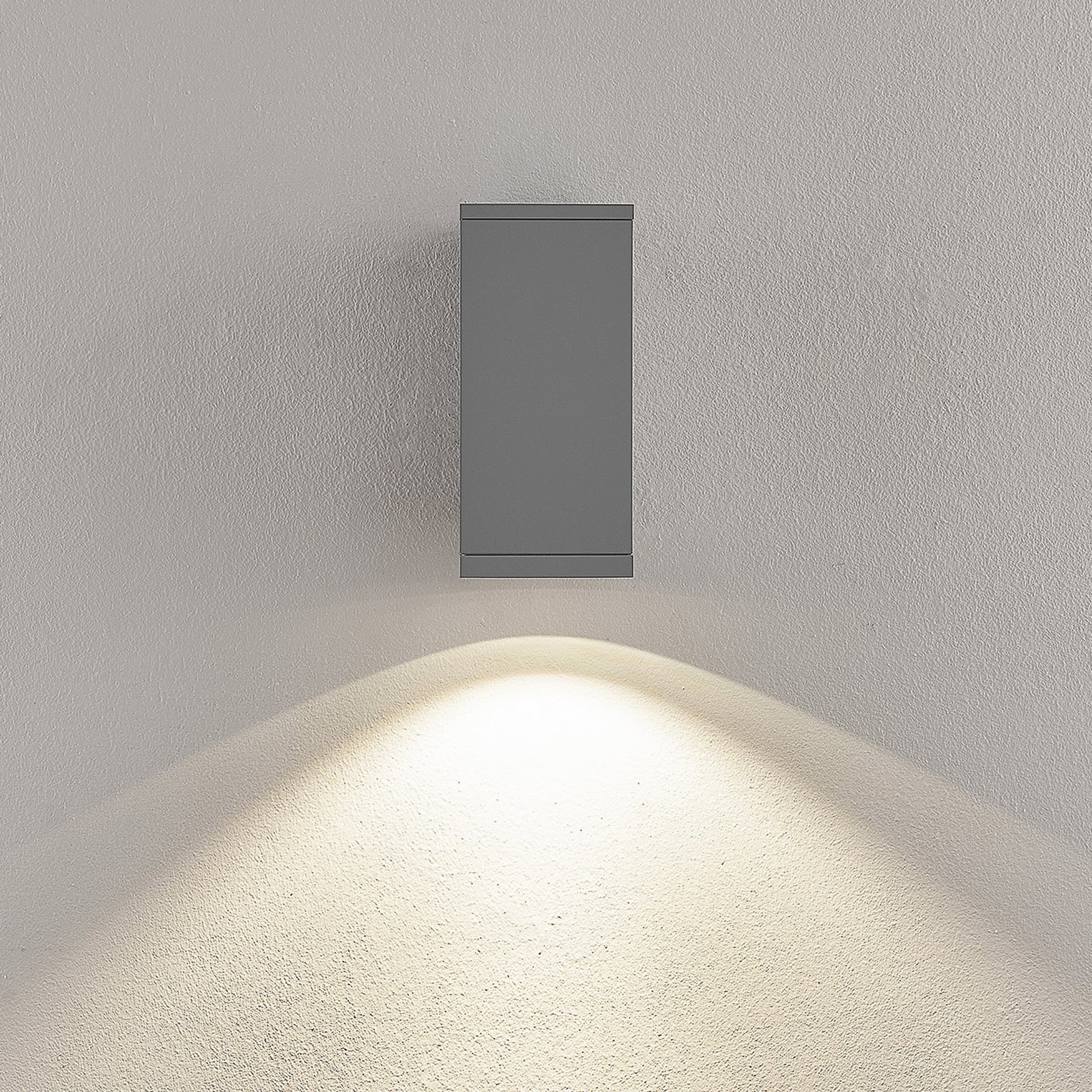 LED utevegglampe ShoreLine Pro Square dimbar CCT IP65 detalj bryter