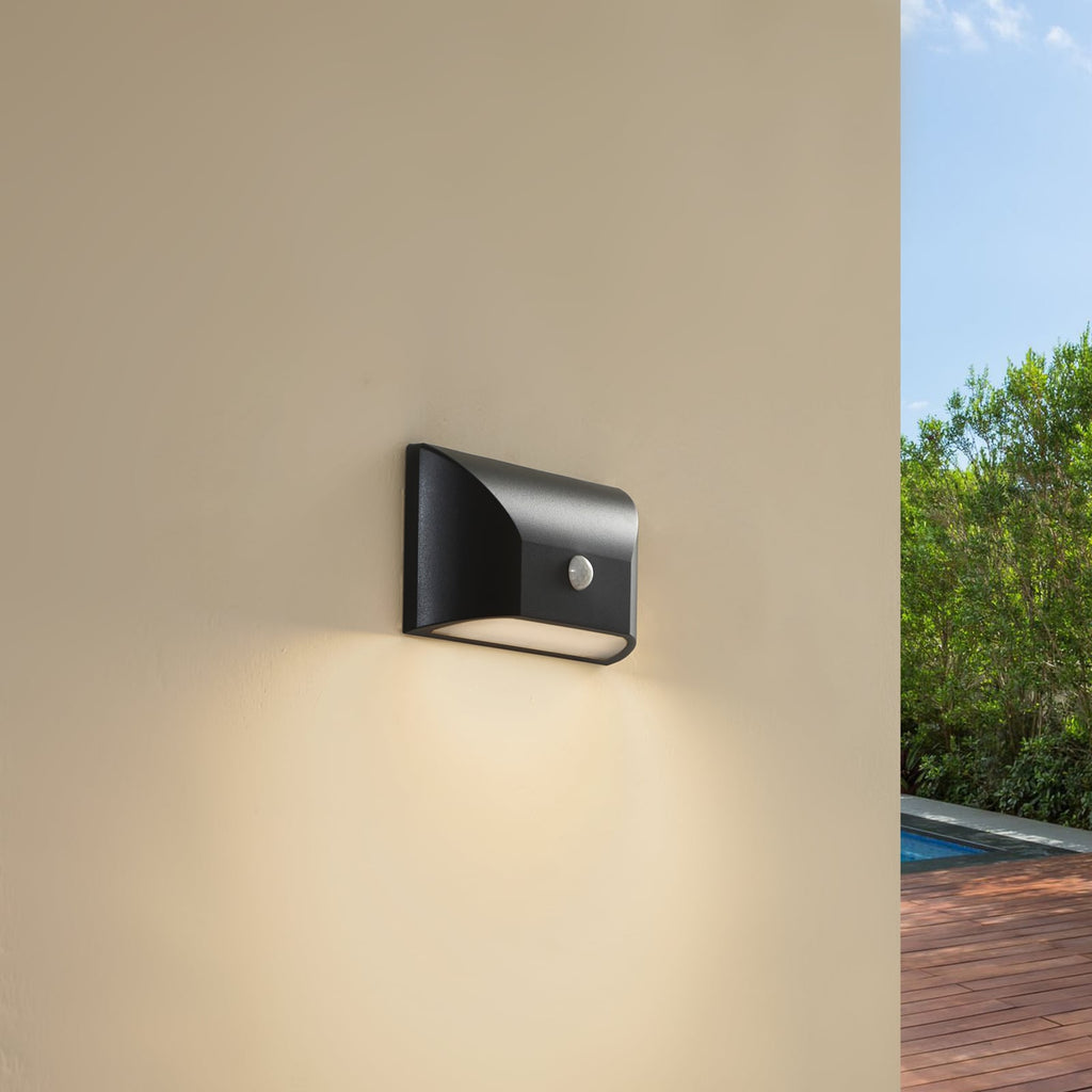 LED utevegglampe Siana med bevegelsessensor svart bakside