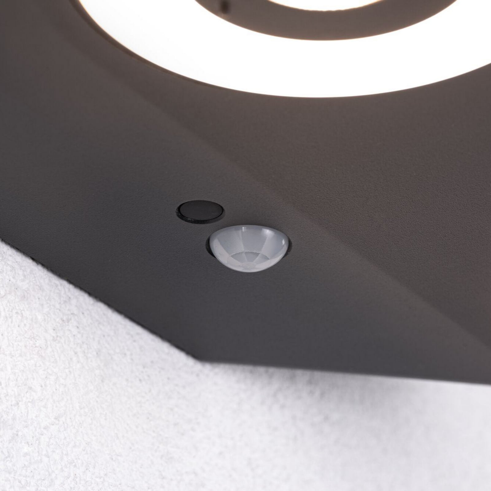 Detalj av LED-moduler på utevegglampe Silma 2-lys