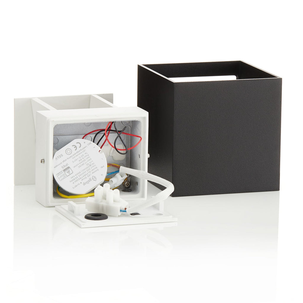 LED utevegglampe Siri 44 opp/ned dimbar svart IP54 aluminium materiale