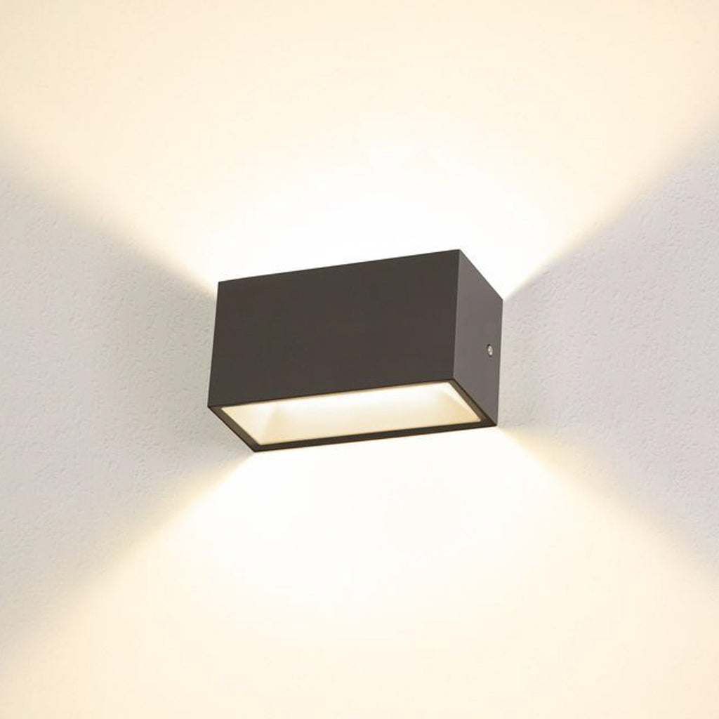 LED utevegglampe Sitra opp og ned CCT antrasitt IP44 detalj