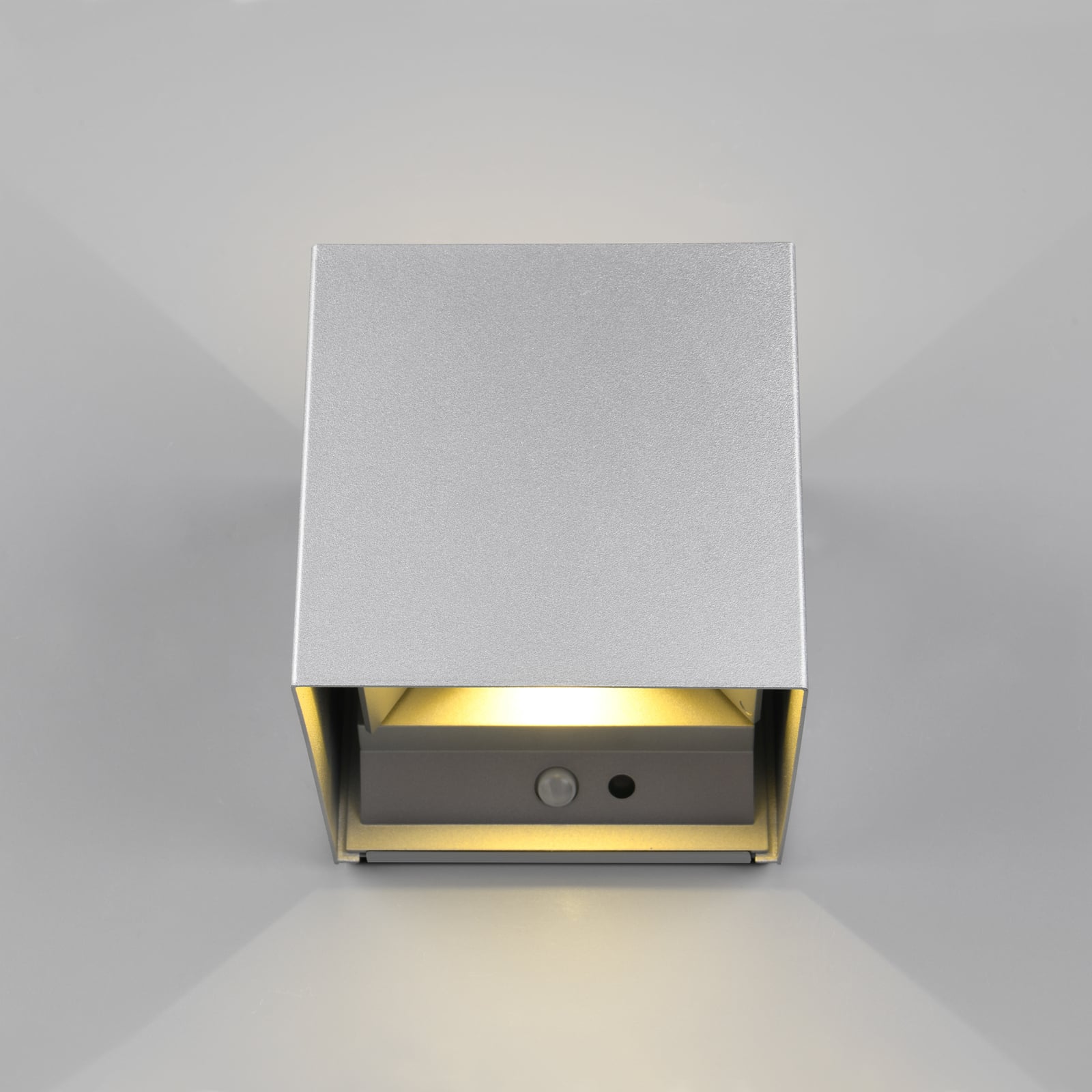 LED utevegglampe Talent oppladbar med sensor titan USB-C ladekabel