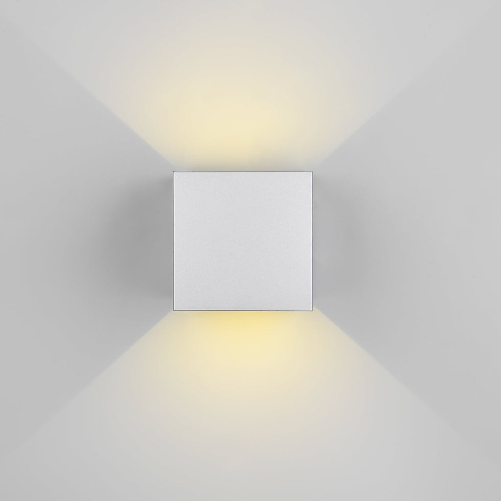 LED utevegglampe Talent oppladbar med sensor titan lys i mørket