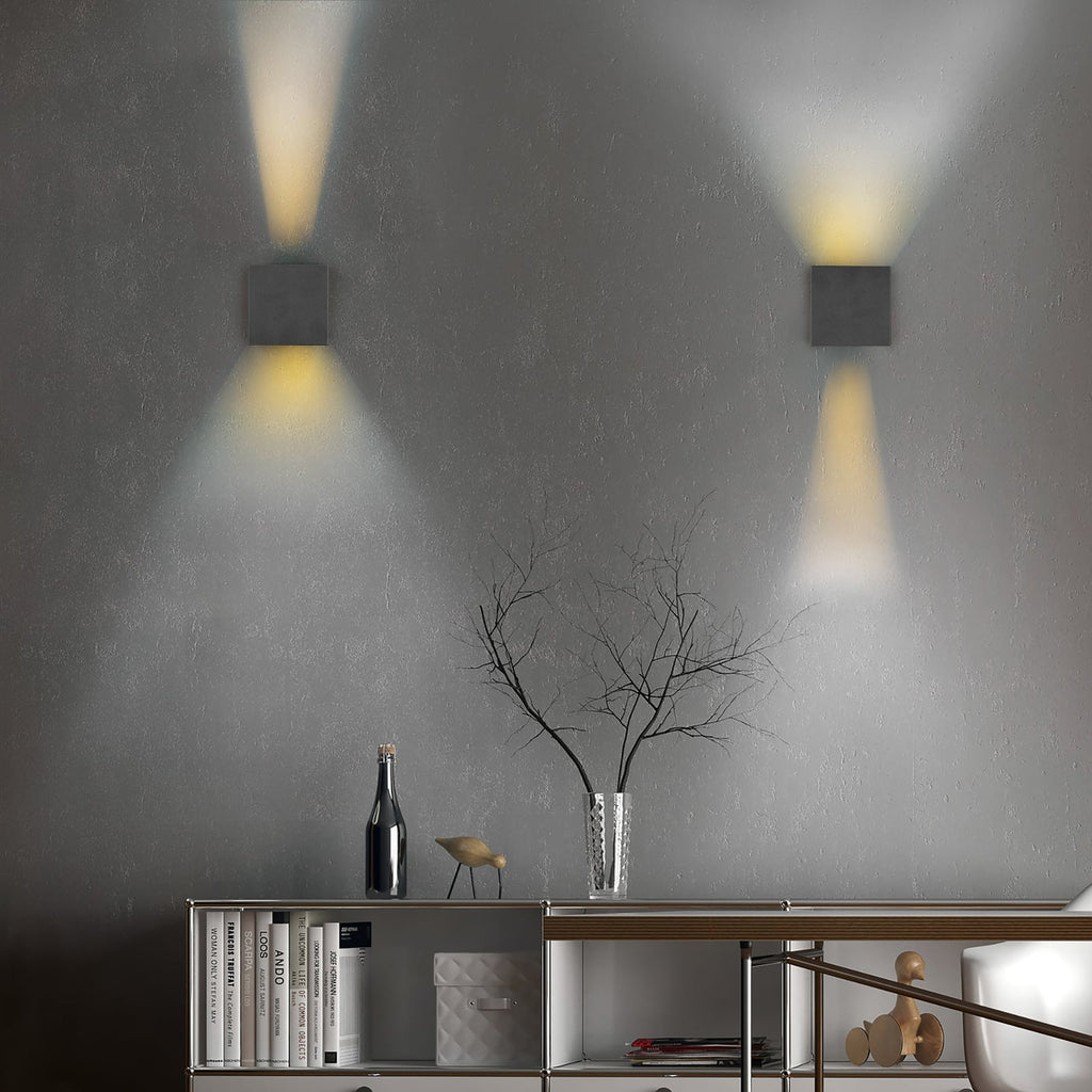 LED utevegglampe Talent oppladbar svart med sensor IP44 - Reality bakside