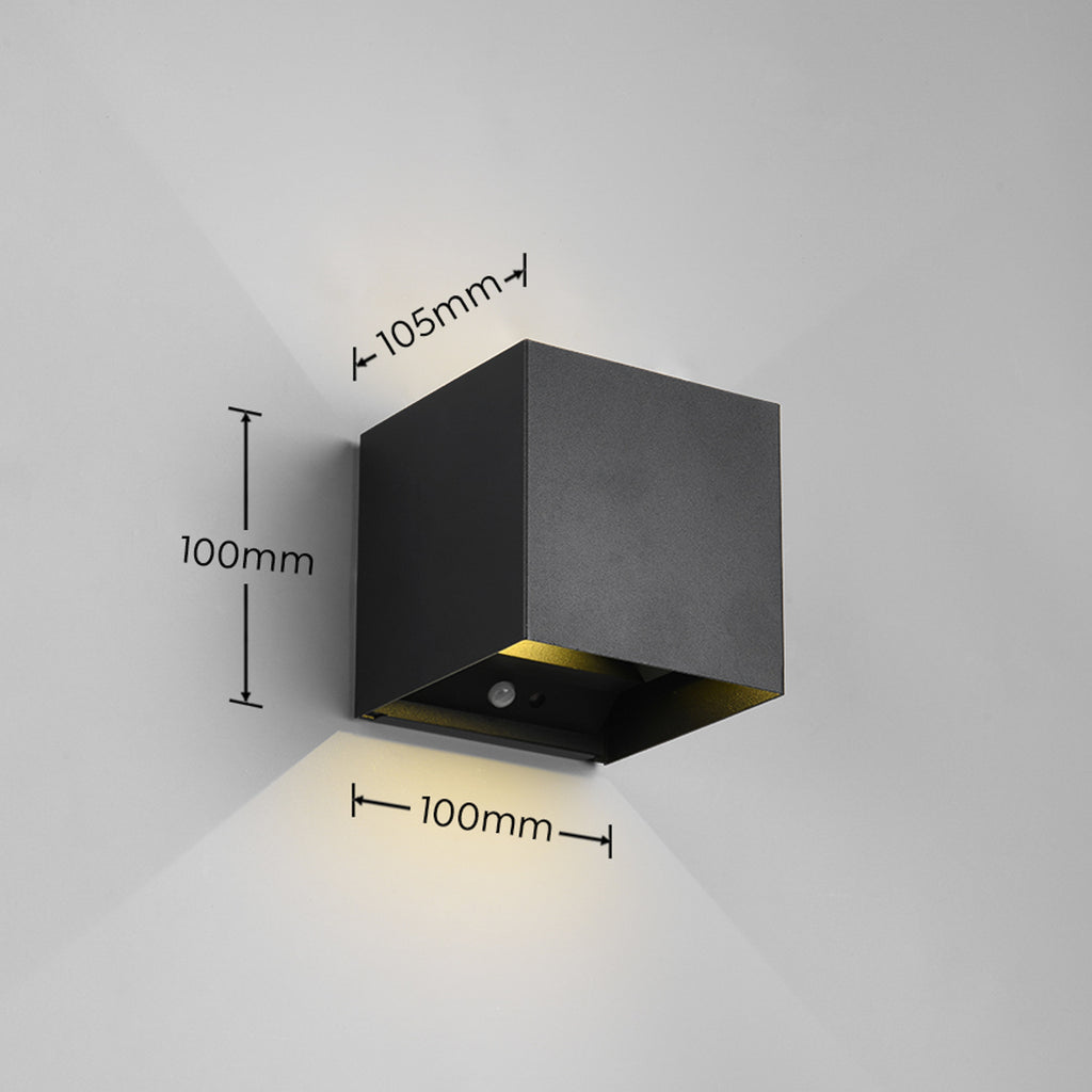 Nærbilde av sensor på LED utevegglampe Talent oppladbar svart med sensor IP44 - Reality