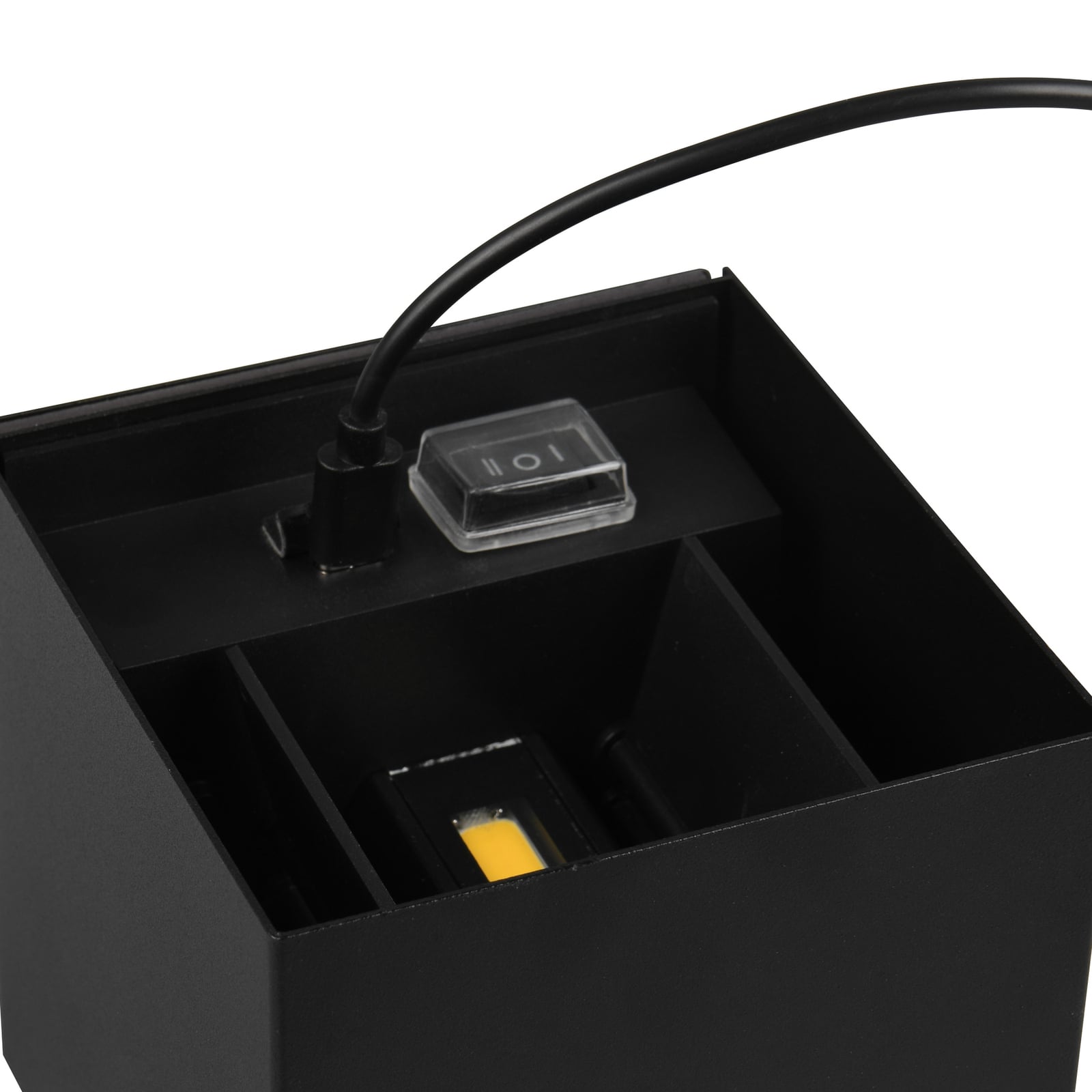 Sidevisning av LED utevegglampe Talent oppladbar svart med sensor IP44 - Reality